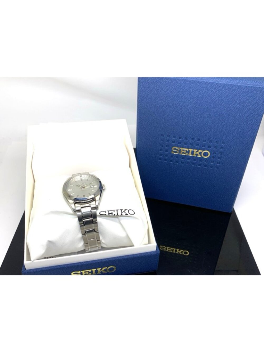 Seiko Women's Watch Sur633 Essentials Quartz Silver Dial Stainless Steel 30mm View 3